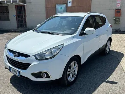 Usata Hyundai ix35 Comfort 136 CV (100 kW) 2011 Bianco SUV