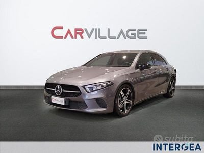 Usata Mercedes A180 Premium 116 CV (85 kW) 2020 Grigio Berlina
