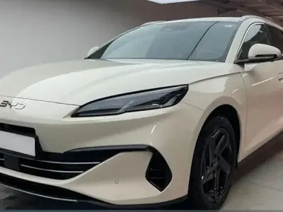 Nuova BYD Seal Boost 184 CV (135 kW) 2026 Grigio Station wagon