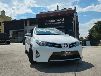 Usata Toyota Auris