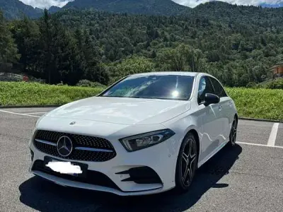 Usata Mercedes A180 Premium 116 CV (85 kW) 2019 Berlina
