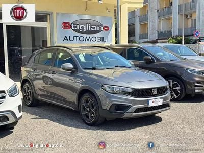 Usata Fiat Tipo Cross 95 CV (69 kW) 2023 Grigio Berlina