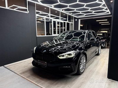 Usata BMW 118 150 CV (110 kW) 2022 Nero Utilitaria
