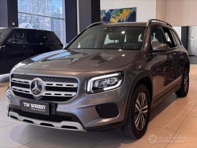Mercedes GLB200