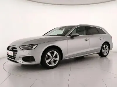 Usata Audi A4 Advanced Plus 163 CV (119 kW) 2024 Argento metallizzato Station wagon