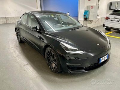 usata Tesla Model 3 Performance