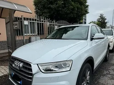 Usata Audi Q3 Business 120 CV (88 kW) 2016 Bianco SUV