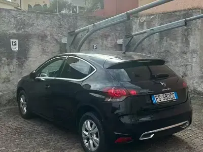 Usata Citroën DS4 So Chic 111 CV (81 kW) 2013 Nero Utilitaria