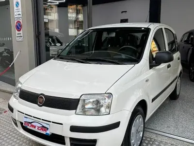 Occasion Fiat Panda Active 69 ch (50 kW) 2011 Blanc Citadine
