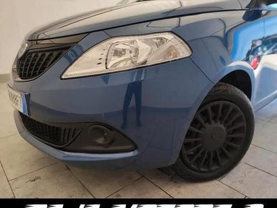 usata Lancia Ypsilon Ypsilon1.0 firefly hybrid Silver s