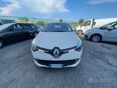 Usata Renault Clio IV 72 CV (52 kW) 2015 Bianco Berlina