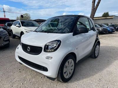 usata Smart ForTwo Coupé 1.0cc OK NEOPATENTATI 61cv BLUETOOT