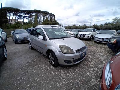 usata Ford Fiesta 1.4 TDCi neopatentati