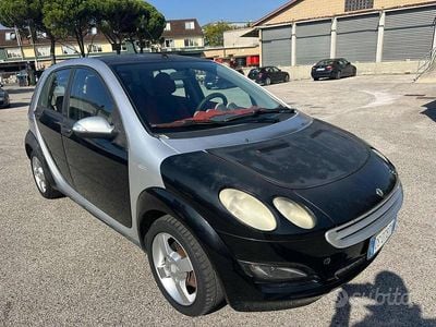 Usata Smart ForFour Passion 68 CV (50 kW) 2005 Blu Utilitaria