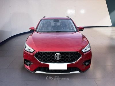 Usata MG ZS Luxury 106 CV (77 kW) 2023 Rosso SUV