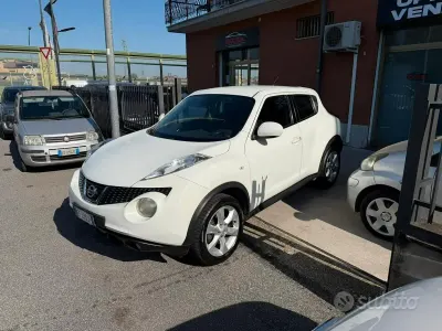 Usata Nissan Juke Tekna 110 CV (80 kW) 2013 Bianco SUV