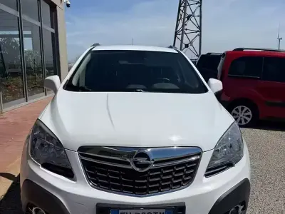 Usata Opel Mokka 131 CV (96 kW) 2014 Bianco SUV