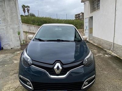 Usata Renault Captur 90 CV (66 kW) 2015 Grigio SUV