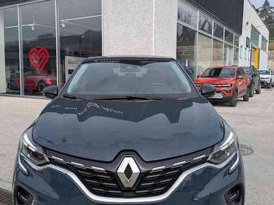 Usata Renault Captur Techno 101 CV (74 kW) 2023 Blu SUV