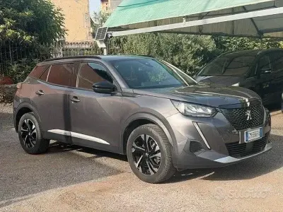 Usata Peugeot 2008 Allure 131 CV (96 kW) 2022 Grigio SUV