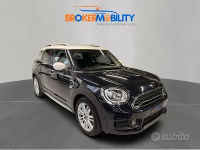 Usata Mini Cooper S Countryman Business 192 CV (141 kW) 2020 Enigmatic black SUV