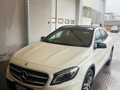 usata Mercedes 200 GLA suvd Sport del 2016 usata a Magenta