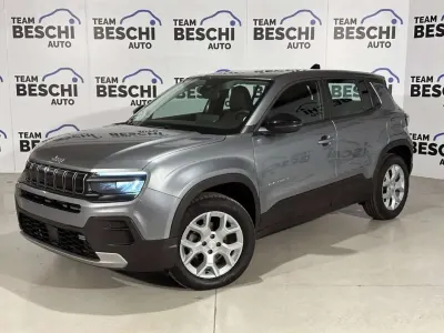 Begagnad Jeep Avenger Altitude 101 HK (74 kW) 2024 Grå SUV
