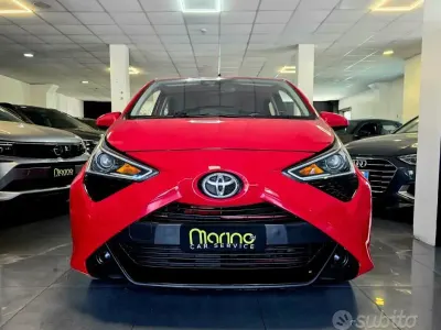 Usata Toyota Aygo X-play 72 CV (52 kW) 2018 Rosso Utilitaria