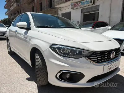 Usata Fiat Tipo Lounge 120 CV (88 kW) 2020 Bianco Berlina