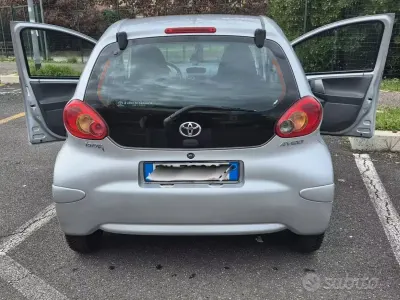 Usata Toyota Aygo 68 CV (50 kW) 2009 Utilitaria