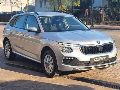 Usata Skoda Kamiq Selection 95 CV (69 kW) 2025 Argento brillante SUV