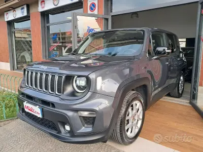 Używany Jeep Renegade Limited 131 KM (96 kW) 2023 Szary SUV