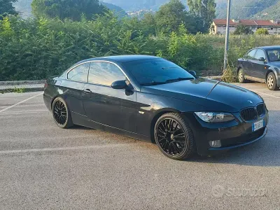 Usata BMW 330 245 CV (180 kW) 2008 Nero Coupé