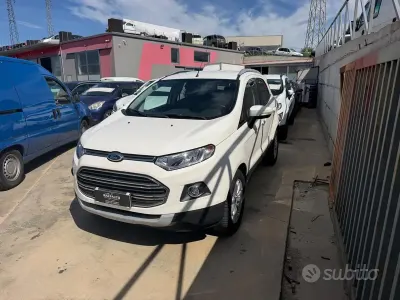 Usata Ford Ecosport Titanium 95 CV (69 kW) 2015 Bianco SUV