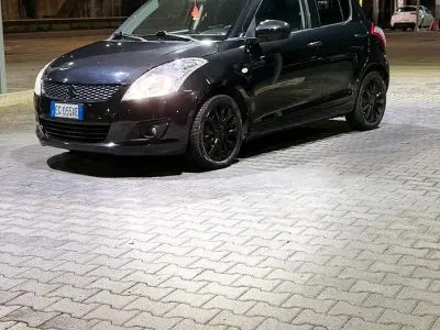 Usata Suzuki Swift 75 CV (55 kW) 2011 Nero Utilitaria