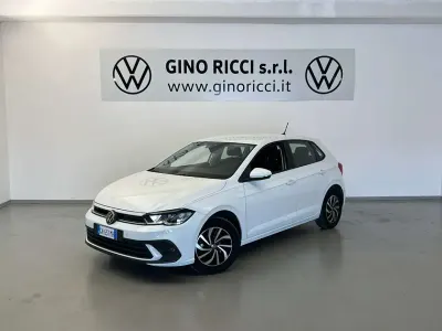Usata VW Polo Life 80 CV (58 kW) 2023 Bianco Utilitaria