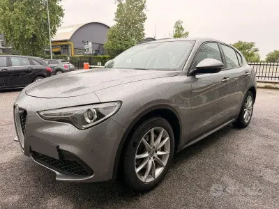 Usata Alfa Romeo Stelvio Executive 190 CV (139 kW) 2020 Grigio SUV