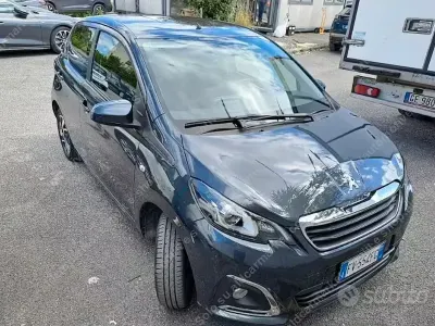 Usata Peugeot 108 Allure 72 CV (52 kW) 2019 Grigio Berlina