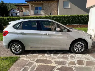 Usata BMW 216 Active Tourer Advantage 102 CV (75 kW) 2018 Argento Monovolume
