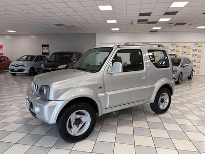 Usata Suzuki Jimny 82 CV (60 kW) 2003 Argento SUV