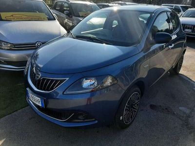 usata Lancia Ypsilon 1.0 FireFly 5 porte S&S Hybryd - OK NEOPATENTATI -