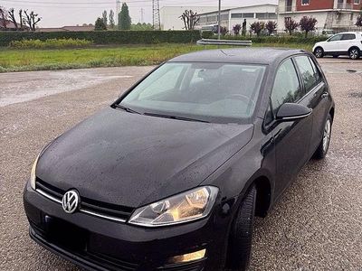 Usado VW Golf VII Trendline 90 CV (66 kW) 2014 Negro Berlina