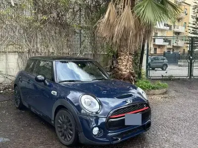 Usata Mini Cooper S 192 CV (141 kW) 2018 Bluazzurro Utilitaria