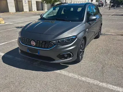 Usata Fiat Tipo Lounge 120 CV (88 kW) 2019 Grigio Station wagon