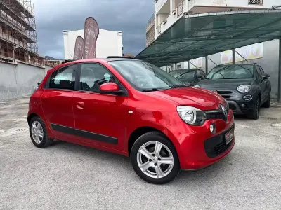 Occasion Renault Twingo SE 69 PK (50 kW) 2017 Rood Hatchback