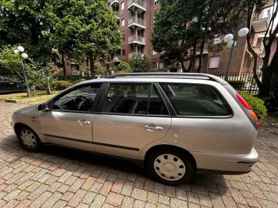 Käytetty Fiat Marea 103 HP (75 kW) 1999 Hopea Farmari