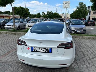Usata 2020 Tesla Model 3 Long Range RWD Berlina | 27.900 € (Molto cara)