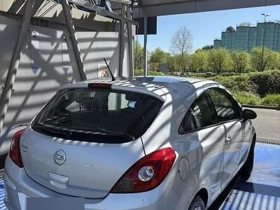 Usata Opel Corsa 85 CV (62 kW) 2012 Grigio Utilitaria