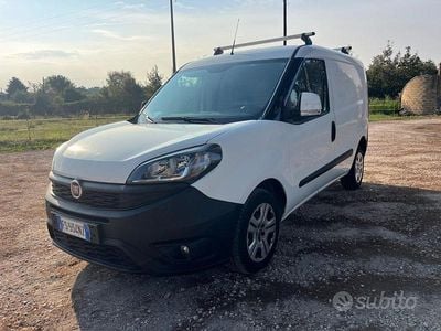 Usata Fiat Doblò 105 CV (77 kW) 2018 Bianco Monovolume