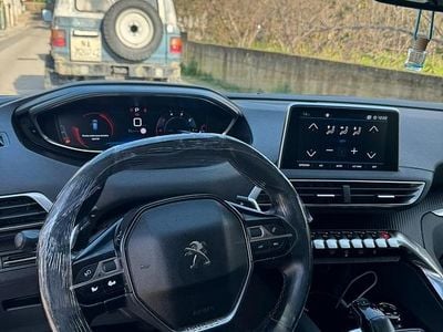 Usata Peugeot 3008 Allure 120 CV (88 kW) 2017 Blu Station wagon